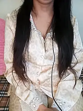 Snapshot of Liyan- chatting on 03/03/25, 10:10 Liyan- online show from 03/03/25, 10:10