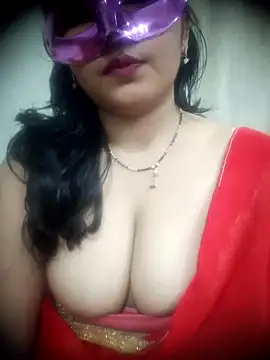 Snapshot of Shivi_shahh chatting on 01/11/25, 05:18 Shivi shahh online show from 01/11/25, 05:18