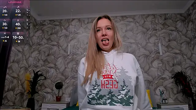 foxy blond online show from 02/24/25, 03:33