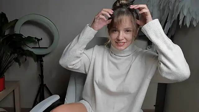 foxy blond online show from 09/16/25, 12:11