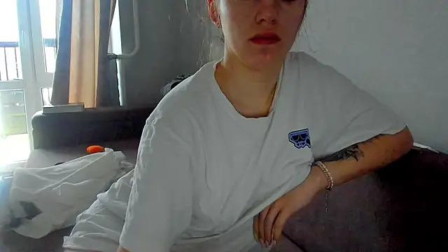 foxy blond online show from 04/24/26, 12:46