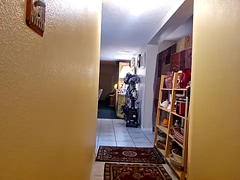 Snapshot of jorwee chatting on 01/15/25, 01:02 jorwee online show from 01/15/25, 01:02