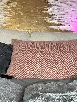 HotBella- online show from 02/20/25, 08:36