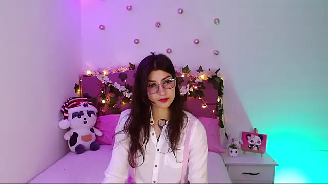 cami mila9 online show from 12/04/24, 01:25