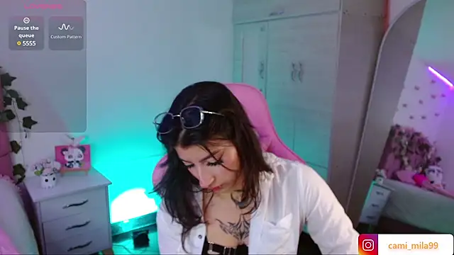 cami mila9 online show from 12/14/24, 07:51