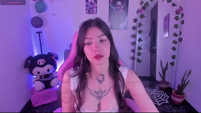 cami mila9 online show from 10/14/25, 10:32