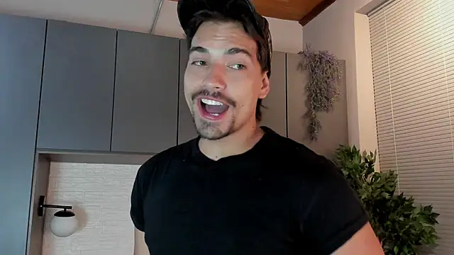 Ian Daviz online show from 03/17/25, 02:08