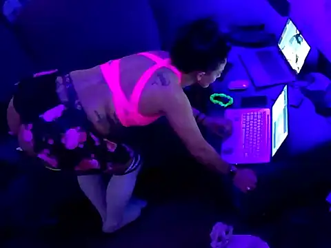 KRYZTALYNXXX online show from 01/11/25, 01:01