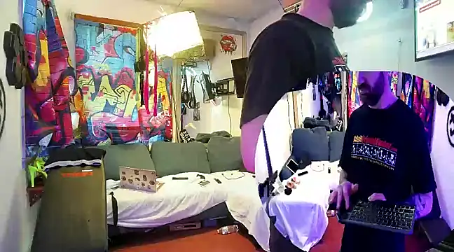 KRYZTALYNXXX online show from 02/23/25, 11:44