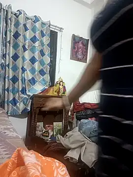 Snapshot of riya_kumari0 chatting on 12/06/24, 03:11 riya kumari0 online show from 12/06/24, 03:11