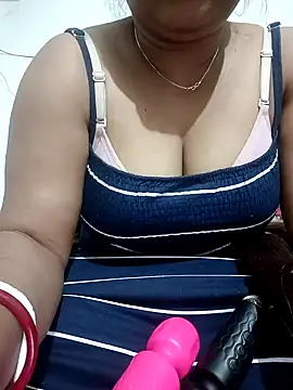 Snapshot of riya_kumari0 chatting on 12/13/24, 06:27 riya kumari0 online show from 12/13/24, 06:27