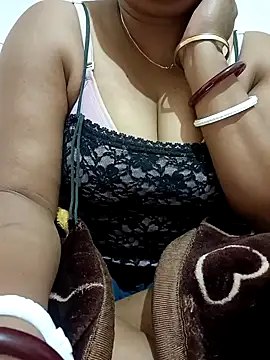 Snapshot of riya_kumari0 chatting on 01/20/25, 09:24 riya kumari0 online show from 01/20/25, 09:24