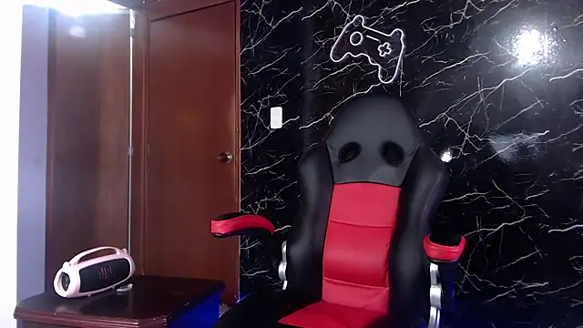 Snapshot of maty_hardx chatting on 02/07/25, 01:43 maty hardx online show from 02/07/25, 01:43