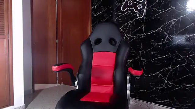 Snapshot of maty_hardx chatting on 03/05/25, 02:01 maty hardx online show from 03/05/25, 02:01