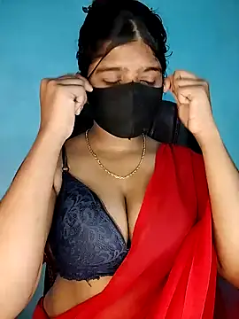 Snapshot of Sadika- chatting on 12/02/24, 06:21 Sadika- online show from 12/02/24, 06:21