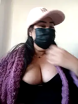 Snapshot of Jawahir-pretty-women chatting on 12/18/24, 10:51 Jawahir-pretty-women online show from 12/18/24, 10:51