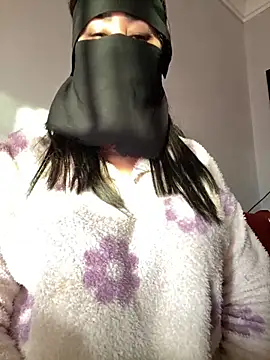 Snapshot of Jawahir-pretty-women chatting on 11/22/25, 07:51 Jawahir-pretty-women online show from 11/22/25, 07:51