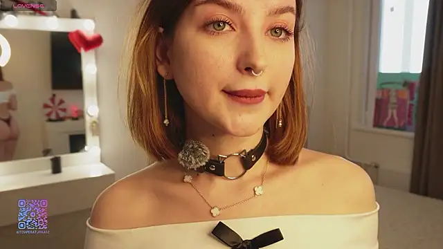 sarahUwU online show from 02/16/26, 08:10