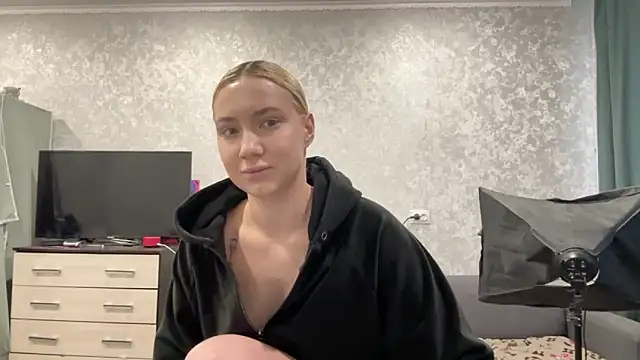 AnneBall online show from 01/29/25, 08:18