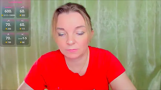 Snapshot of Regina__blue chatting on 02/24/25, 06:26 Regina  blue online show from 02/24/25, 06:26