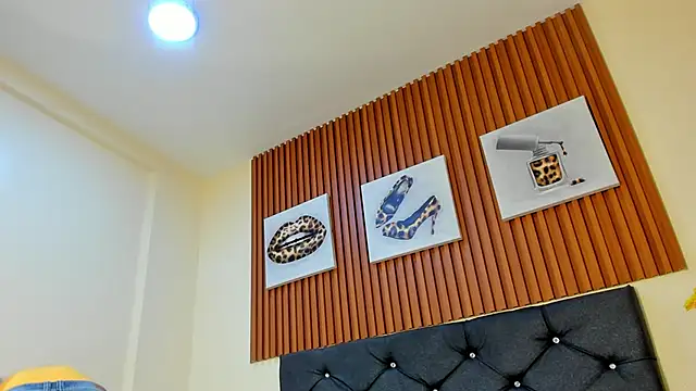 Snapshot of Zoe_pss chatting on 11/10/25, 07:35 Zoe pss online show from 11/10/25, 07:35