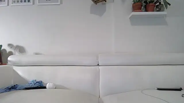 Snapshot of badblondebunny chatting on 03/13/25, 02:38 badblondebunny online show from 03/13/25, 02:38