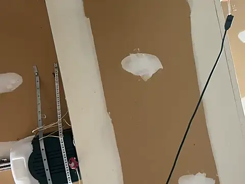 Snapshot of SmokingSloth chatting on 03/23/25, 02:37 SmokingSloth online show from 03/23/25, 02:37