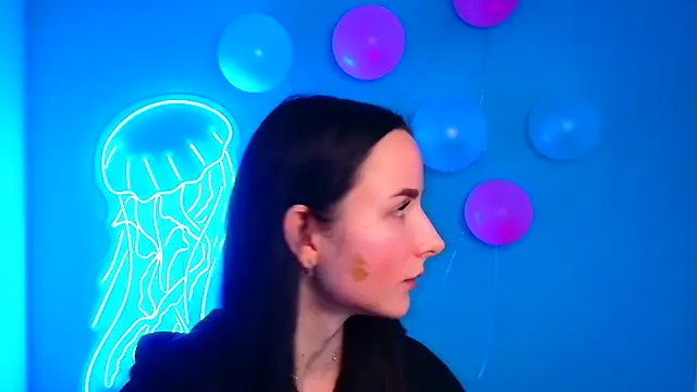 Eva Janee online show from 02/11/25, 12:16