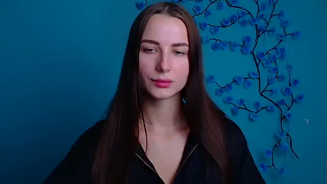 Eva Janee online show from 12/15/25, 06:50