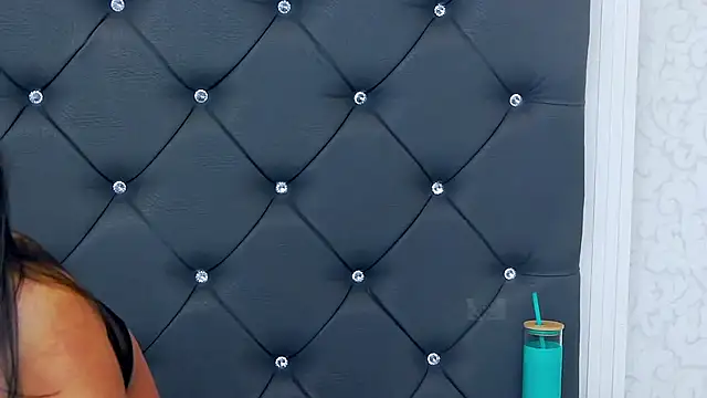 LorenneMays online show from 03/10/25, 10:13