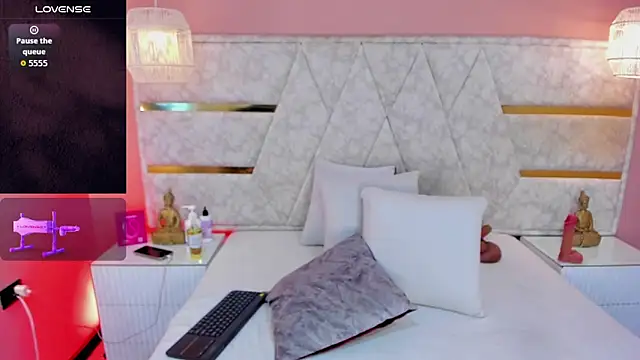 melany saenz online show from 02/20/26, 03:14