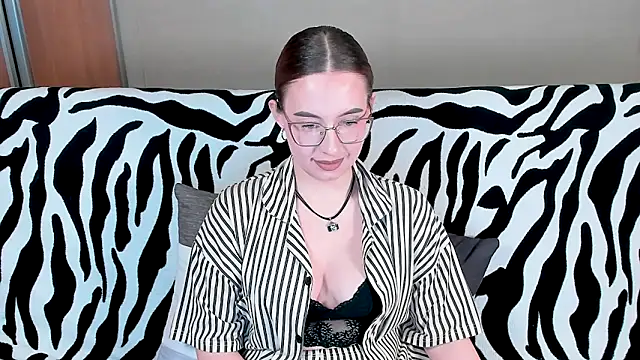 VeronikaKissuchi online show from 01/08/25, 12:47