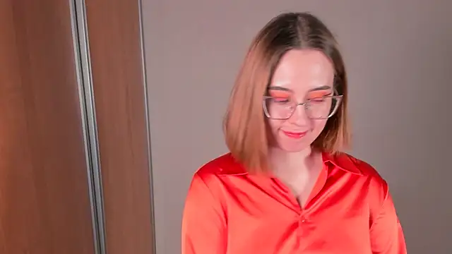 VeronikaKissuchi online show from 02/25/25, 08:09