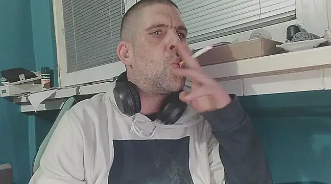 Snapshot of YouWantMe666 chatting on 02/13/25, 08:45 YouWantMe666 online show from 02/13/25, 08:45