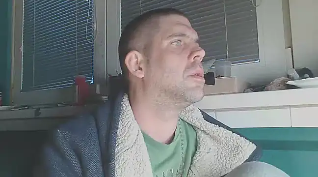 Snapshot of YouWantMe666 chatting on 02/20/25, 05:33 YouWantMe666 online show from 02/20/25, 05:33