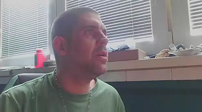 Snapshot of YouWantMe666 chatting on 02/20/25, 02:46 YouWantMe666 online show from 02/20/25, 02:46