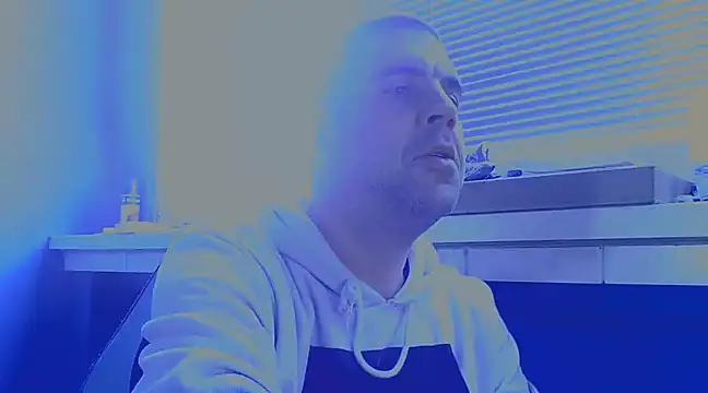 Snapshot of YouWantMe666 chatting on 02/23/25, 08:06 YouWantMe666 online show from 02/23/25, 08:06