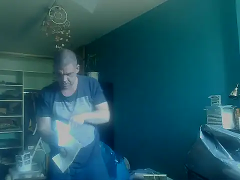 Snapshot of YouWantMe666 chatting on 10/04/25, 10:46 YouWantMe666 online show from 10/04/25, 10:46