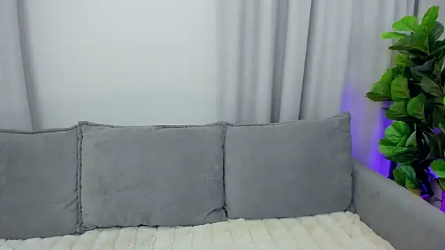 sexyangeloux online show from 12/22/25, 10:51