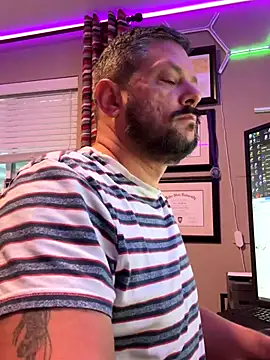 boytoyfrindles online show from 10/24/25, 06:04