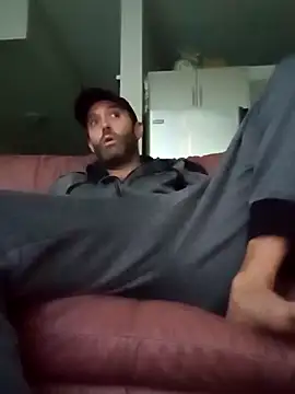 Snapshot of longthicknslick chatting on 02/02/25, 09:45 longthicknslick online show from 02/02/25, 09:45