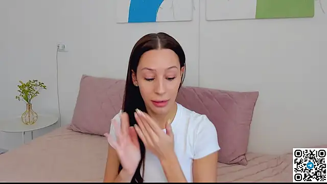 SelenaRousey online show from 04/03/26, 08:12