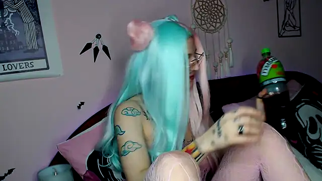 Snapshot of MoonAgnes chatting on 02/01/25, 02:26 MoonAgnes online show from 02/01/25, 02:26