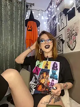 MoonAgnes online show from 03/04/26, 01:33