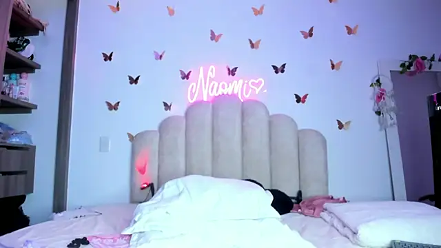 NaomiAsha online show from 10/27/25, 11:41