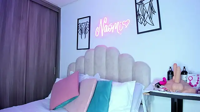 NaomiAsha online show from 04/22/26, 12:39