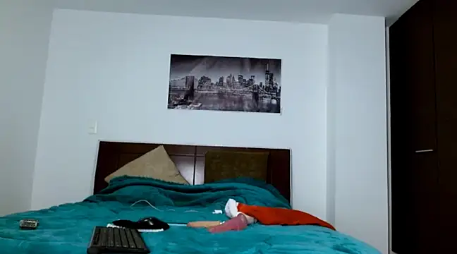 chicafitcaliente online show from 12/21/24, 03:03