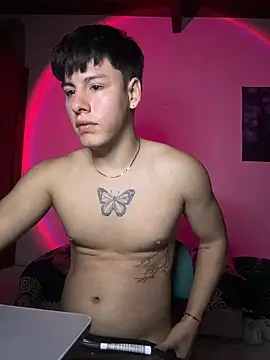 Snapshot of krizia7 chatting on 03/25/26, 04:29 krizia7 online show from 03/25/26, 04:29