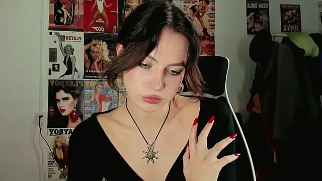 Niky  Jess online show from 12/01/25, 05:07