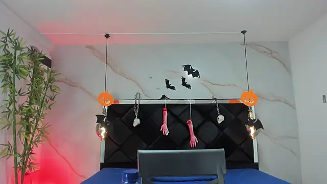 AngelaaCute  online show from 10/29/25, 12:07